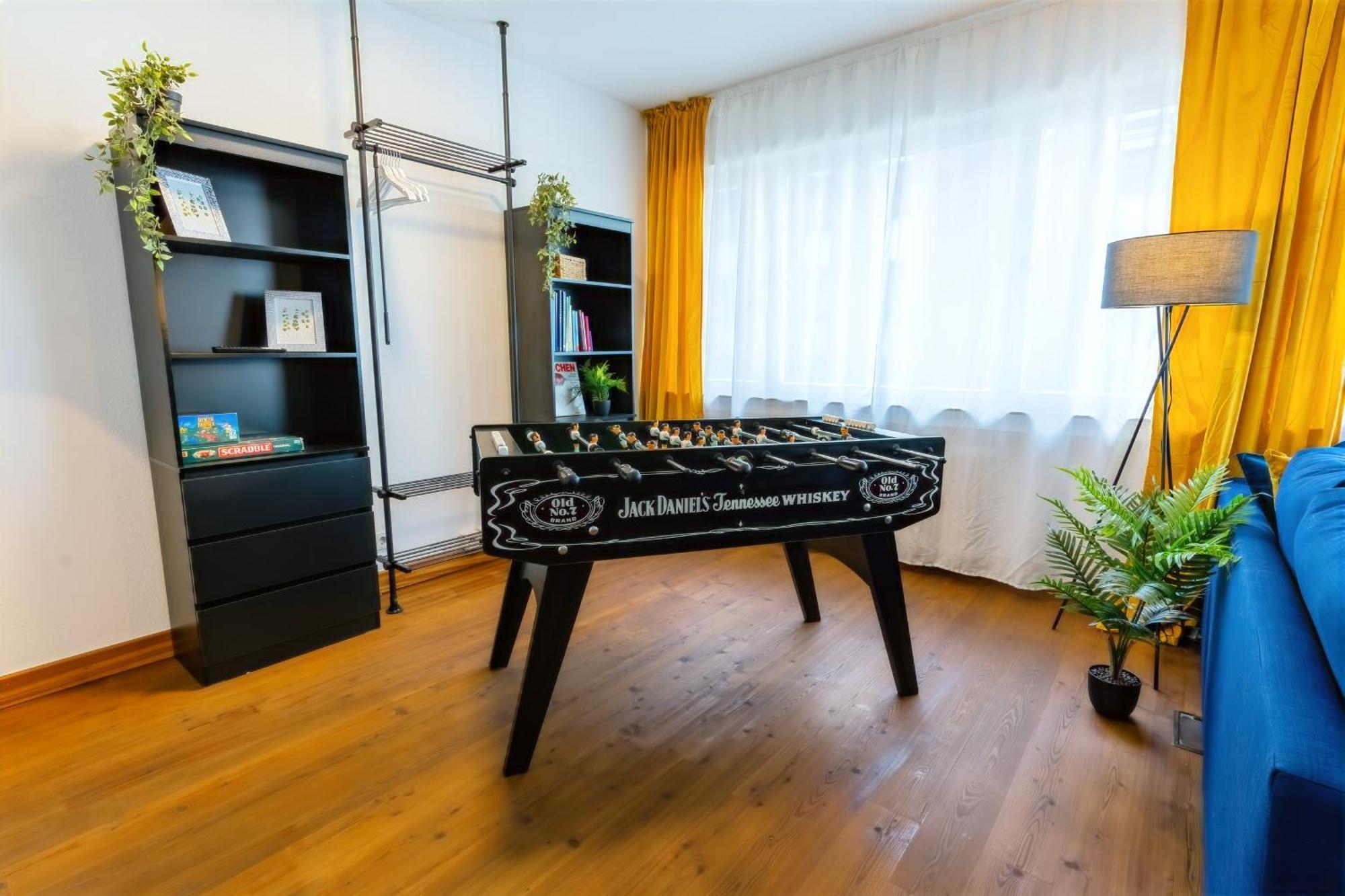 The Big Muenster Fuer Bis Zu 12, Whirlpool, Sauna, Zentral, Tischfussball, Balkon, Gasgrill Ulm Exterior foto
