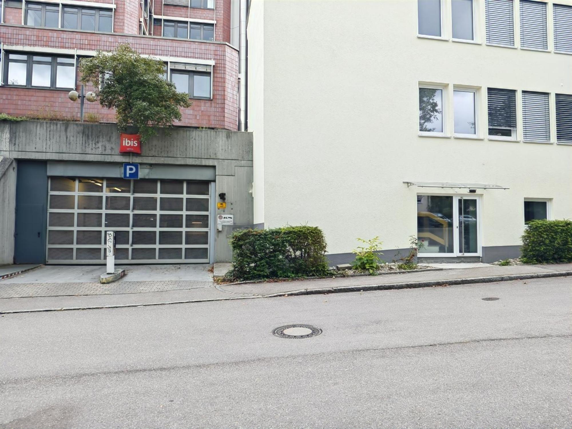 The Big Muenster Fuer Bis Zu 12, Whirlpool, Sauna, Zentral, Tischfussball, Balkon, Gasgrill Ulm Exterior foto